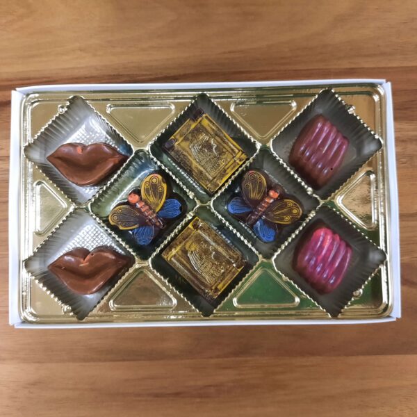 8 Piece Box